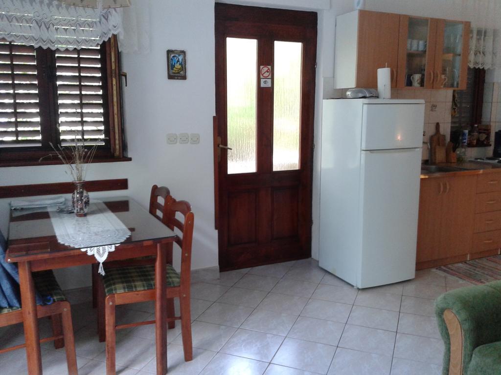 Apartments Marina Супетар Екстериор снимка